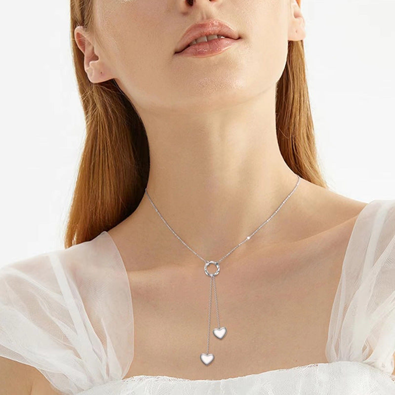 Collar amor en plata 925, símbolo delicado de conexión y ternura