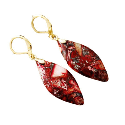 Brilla con Vitalidad y Optimismo: Pendientes de Goldstone Rojo Natural