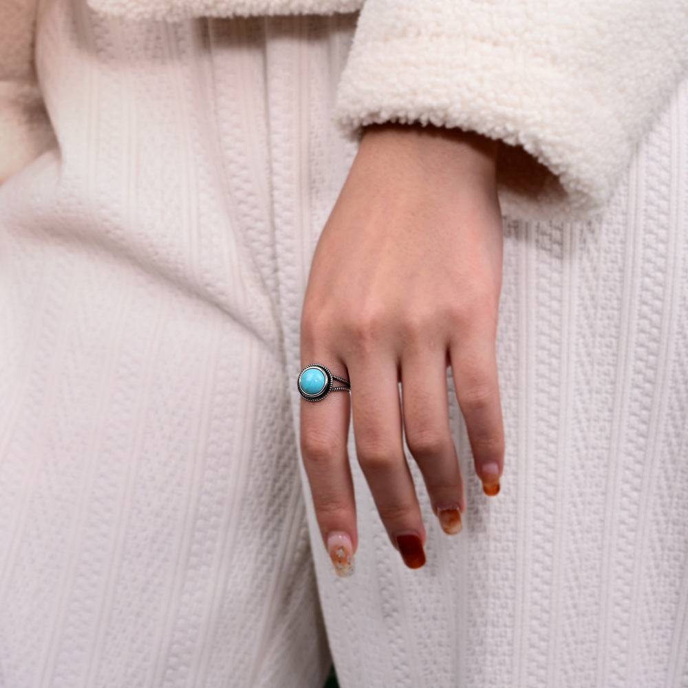 Anillo de turquesa natural redonda con base de cobre, fuerza espiritual y belleza terrenal