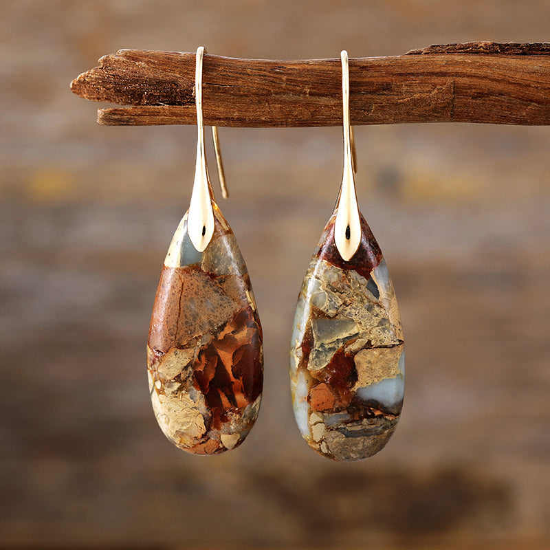 Pendientes de Armonía y Vitalidad: Cuarzo Blanco y Jaspe Rojo en Diseño Vintage