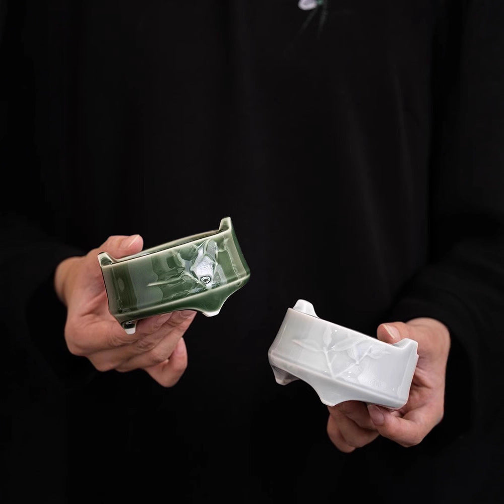 Quemador de Incienso de Bambú y Cerámica – Raíces, Calma y Conexión