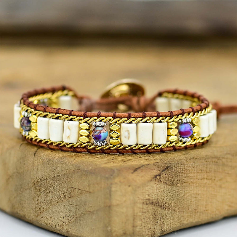 Pulsera de cuarzo blanco y detalles dorados – Claridad y elegancia