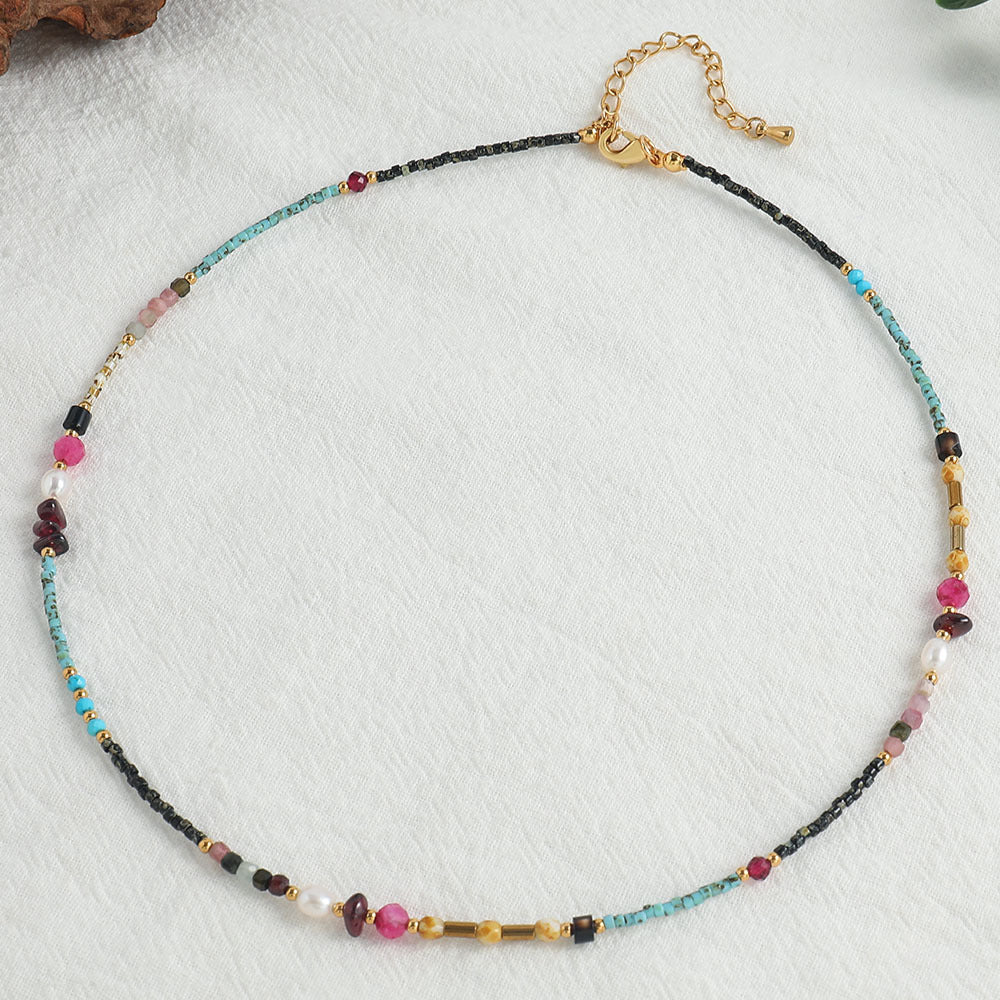 Collar de Energía y Armonía: Turmalina natural y diseño bohemio