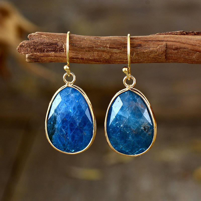 Elegancia Natural y Equilibrio: Pendientes Modernos de Piedra Natural