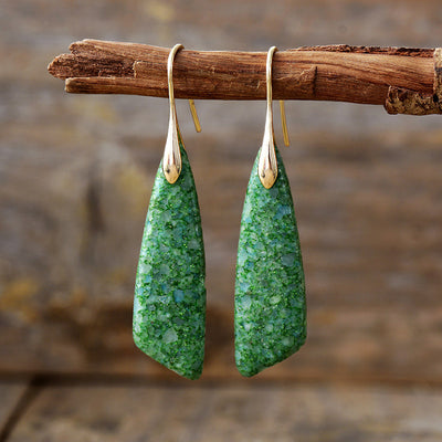 Pendientes energéticos de minerales: armonía, fuerza y protección diaria