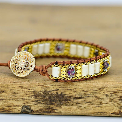 Pulsera de cuarzo blanco y detalles dorados – Claridad y elegancia