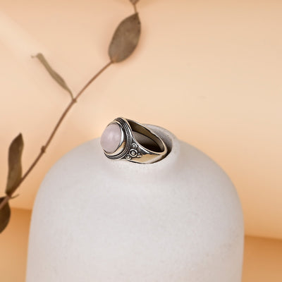 Anillo de cuarzo rosa en plata 925, amor propio y serenidad en estado puro