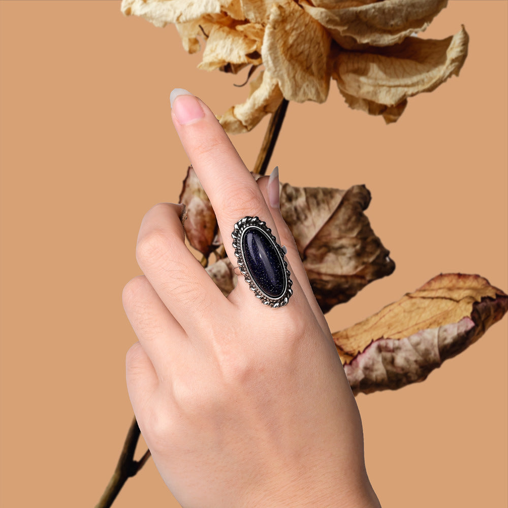 Anillo de arenisca azul en forma de aceituna y plata 925, brillo cósmico y elegancia intuitiva