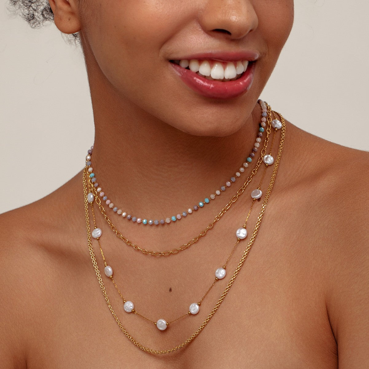 Collar de turmalina rosa: equilibrio y amor en cada perla