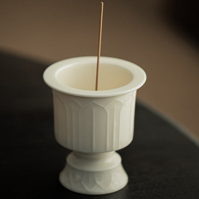 Quemador de Incienso de Cerámica Blanca – Pureza y Ofrenda Espiritual
