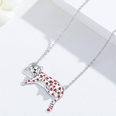 Collar guepardo en plata 925, símbolo de fuerza y estilo indomable