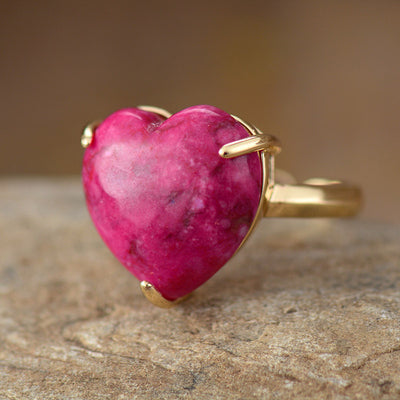 Anillo de Rodonita: Equilibra tu Corazón y Renueva tu Energía