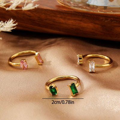 Anillo de cuarzo con circonita: energía y elegancia en cada detalle