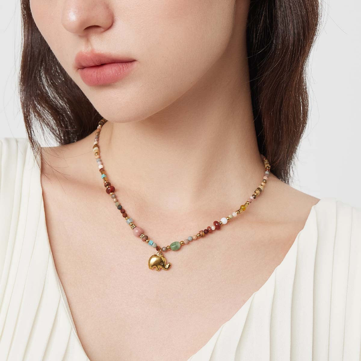 Collar espiritual vintage: energía y elegancia con rubí y turmalina