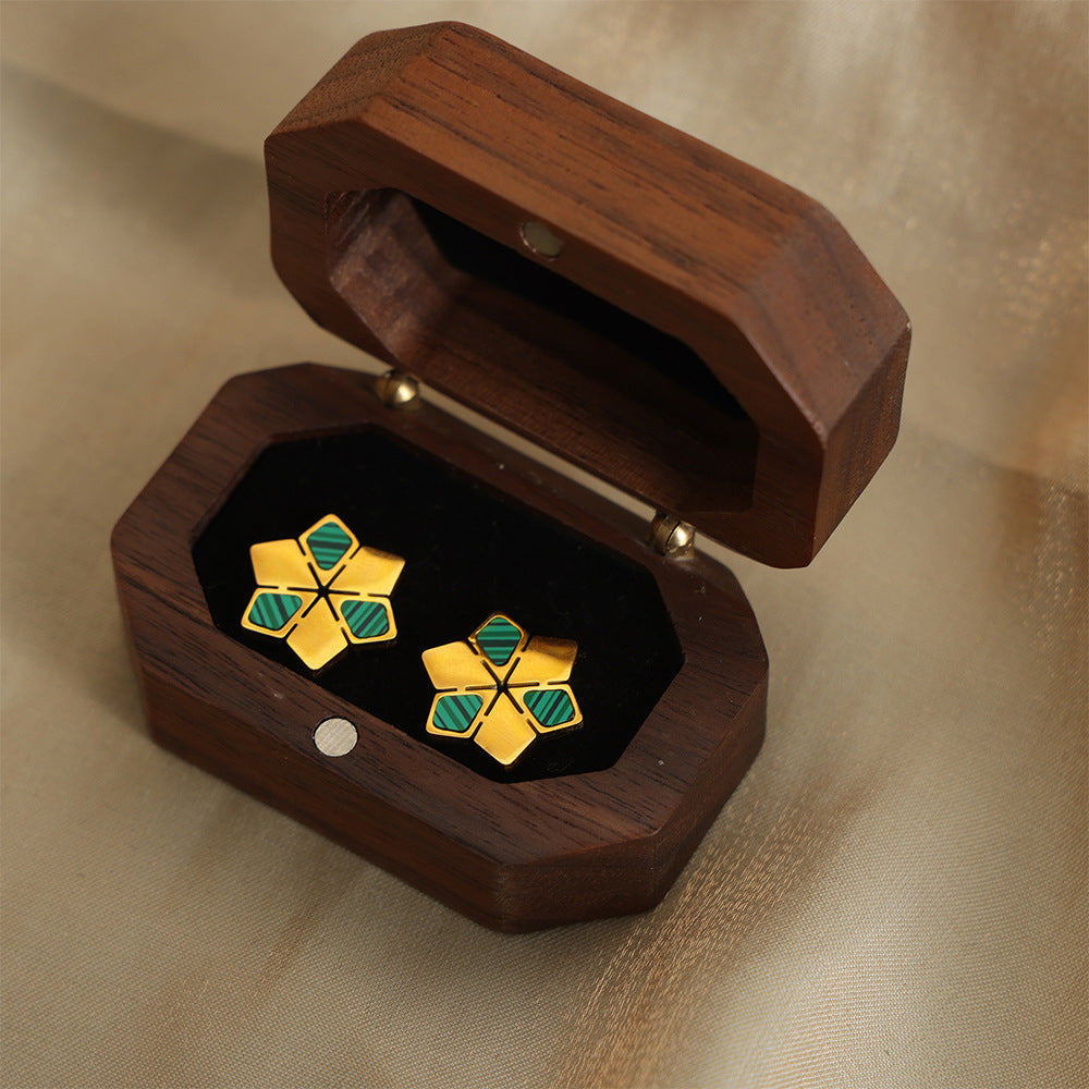 Pendientes de acero de titanio: Energía pura y luz en tu día a día