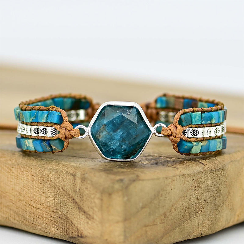 Pulsera de Apatita Azul con Piedra Hexagonal – Claridad y Expresión