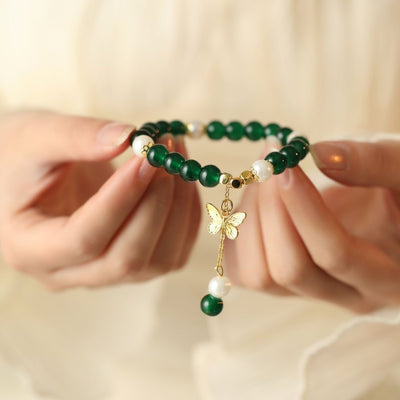 Pulsera de Cuarzo Verde con Motivo de Loto: Pureza y Renovación Espiritual