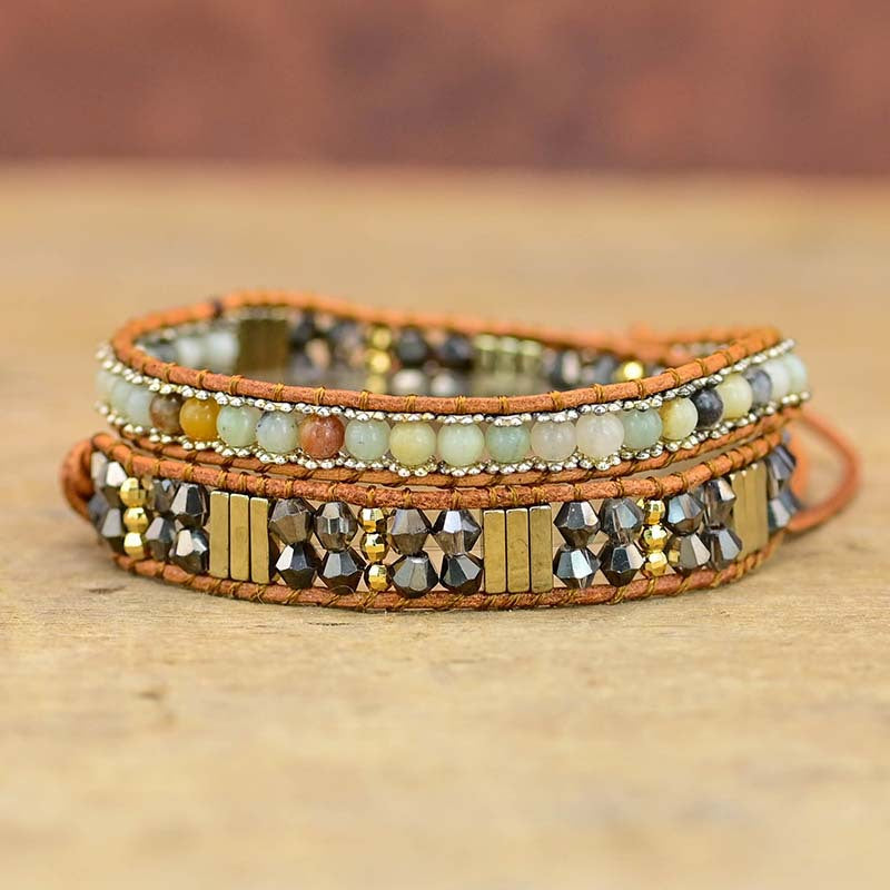 Pulsera de dos capas con hematita y colgante del árbol de la vida, protección y crecimiento consciente