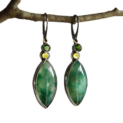 Pendientes de Cuarzo Verde: Elegancia y Energía con Estilo Único