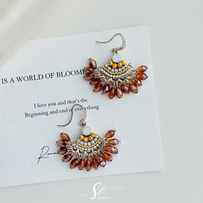 Pendientes de Borlas de Cristal con Minerales: Bohemia, Energía y Estilo Étnico