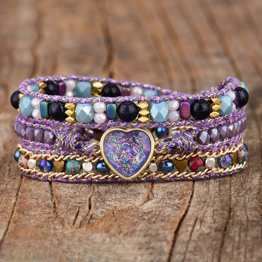 Pulsera de tres capas con ópalo morado y corazón, sensibilidad elevada y conexión emocional