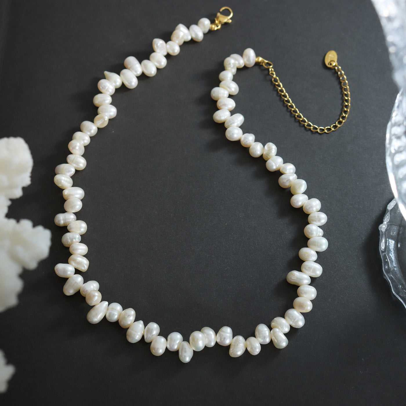 Collar Perla Barroca: Amuleto de la Sabiduría y la Calma