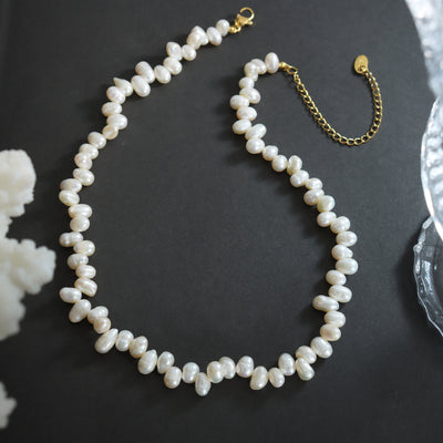 Collar Perla Barroca: Amuleto de la Sabiduría y la Calma