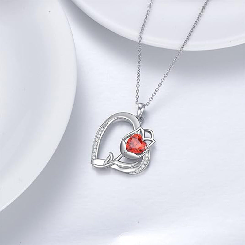 Collar corazón de rosa en plata 925 con jaspe rojo, pasión y protección emocional