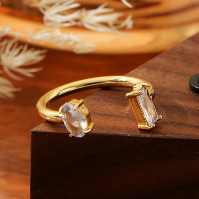 Anillo de cuarzo con circonita: energía y elegancia en cada detalle