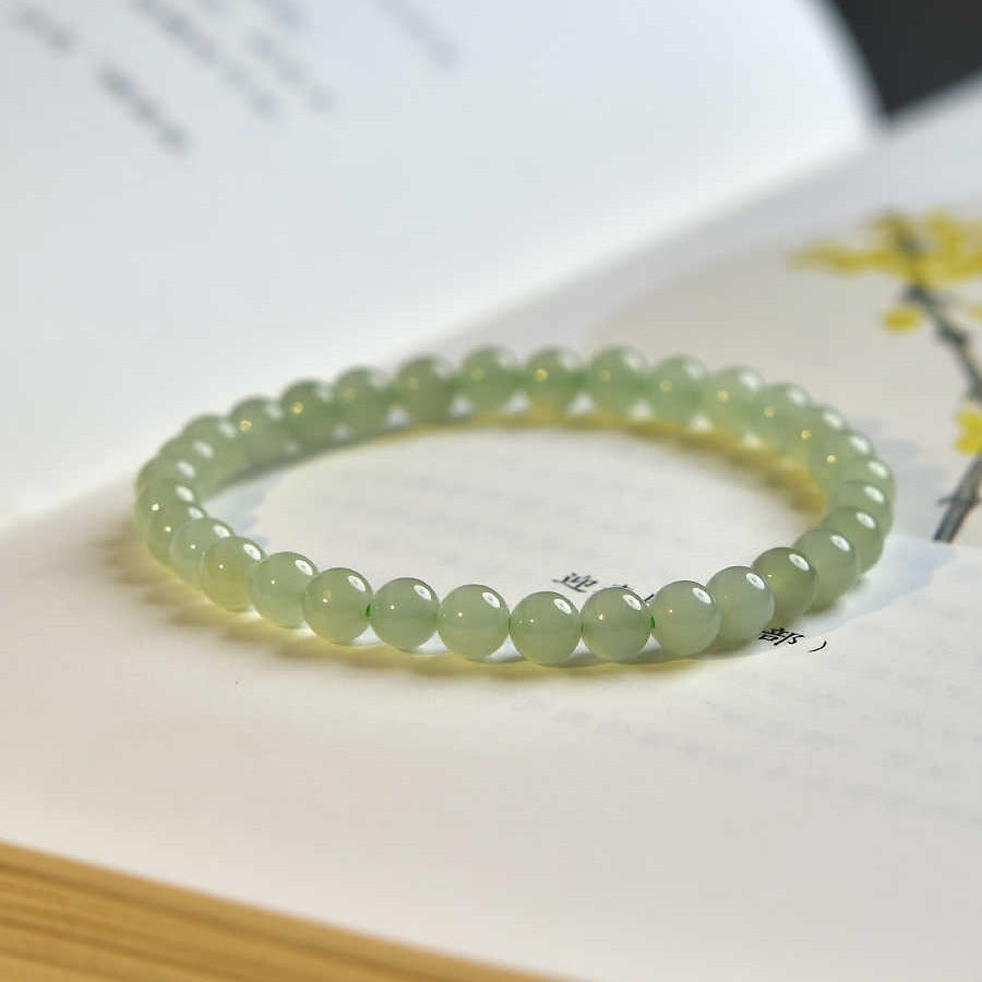 Pulsera de turmalina verde: equilibrio y vitalidad en tu día a día