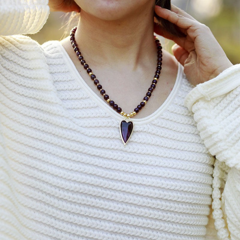 Collar de Amatista en Forma de Corazón – Amor y Energía Positiva