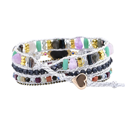 Pulsera bohemia de tres capas con ónix negro y cristal, protección y fuerza con estilo artesanal