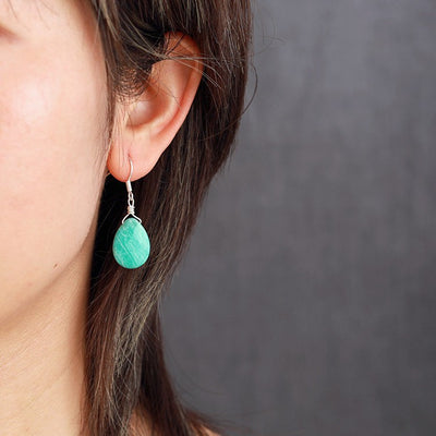 Pendientes de Amazonita: Protección y Calma con Estilo Moderno