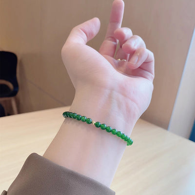 Pulsera de Calcedonia Verde: Belleza y Energía en tu Día a Día