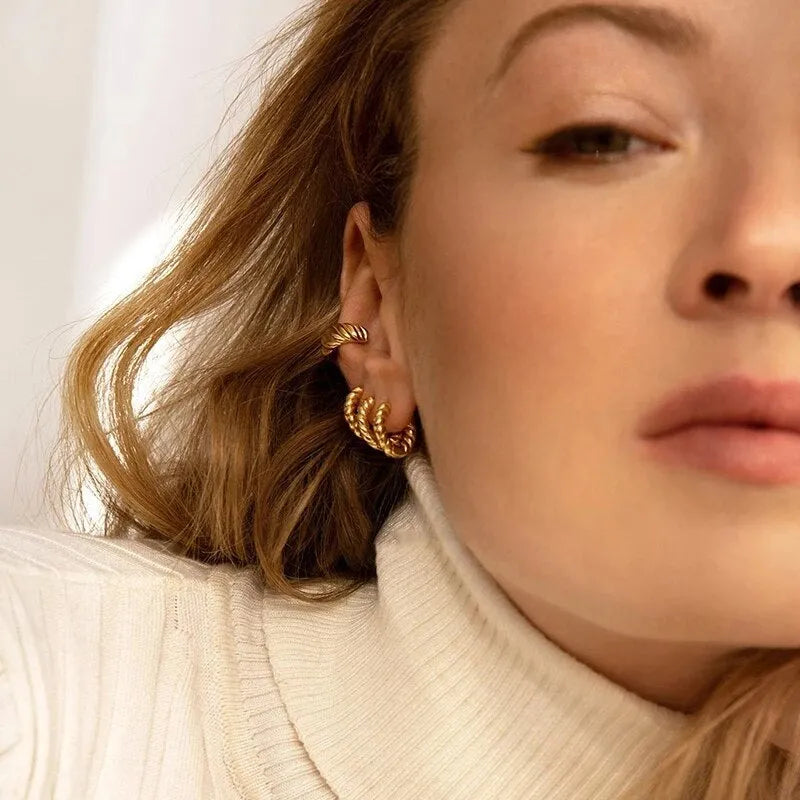 Pendiente Suelto Torcido Oro