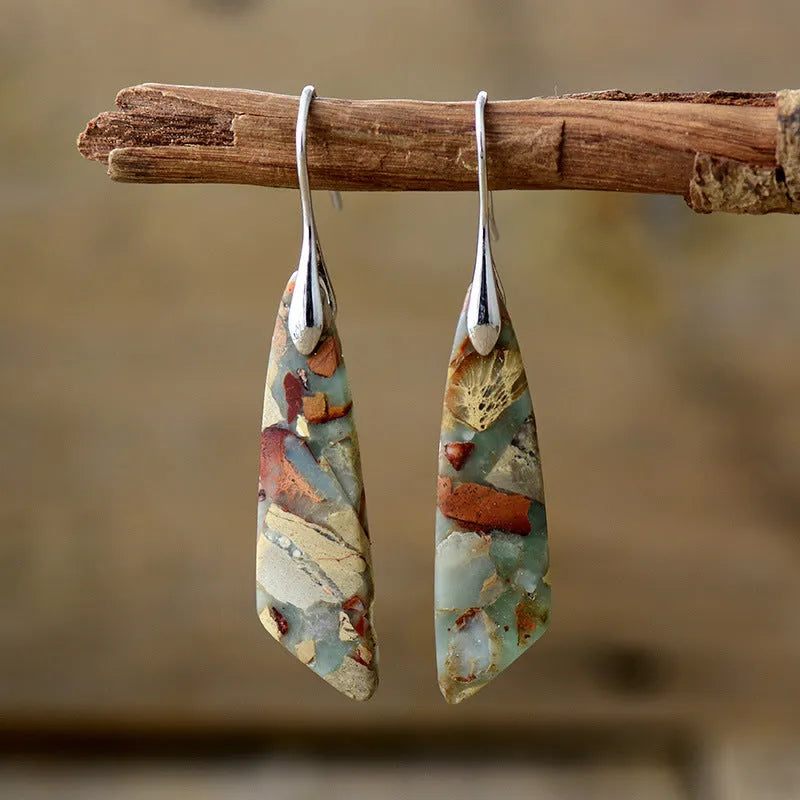 Pendientes Geométricos de Piedra Imperial: Elegancia Bohemia para Tu Bienestar