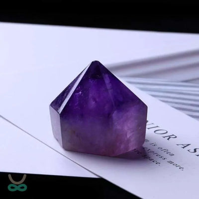 Piedra de Apoyo Amatista – Tu Aliada Contra el Estrés y la Negatividad