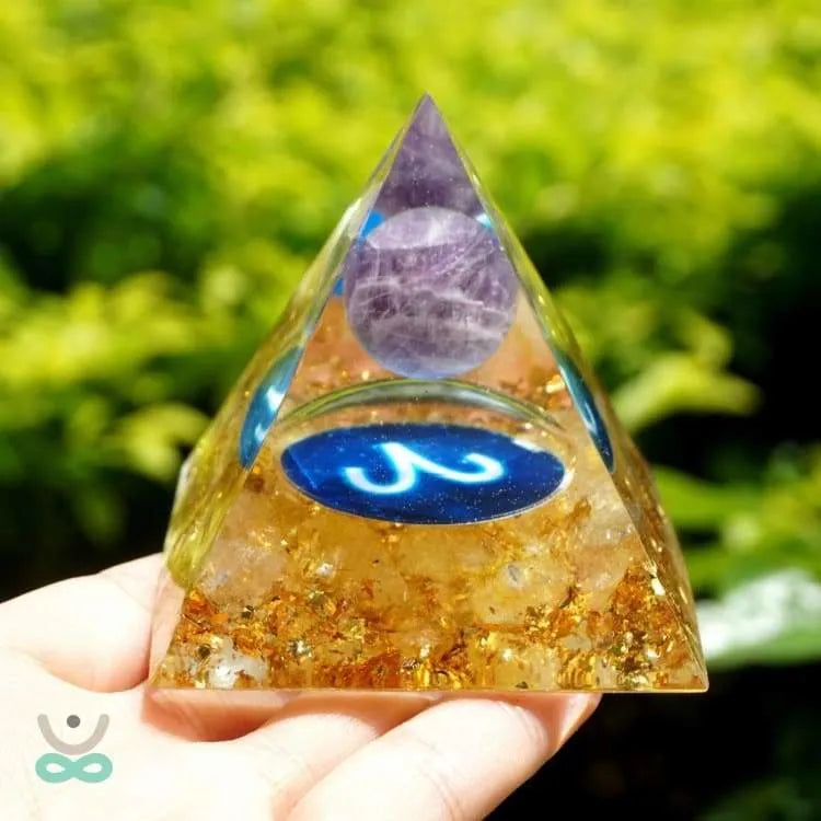 Pirámide del Zodiaco en Orgonita y Amatista de 10cm símbolo de los Aries