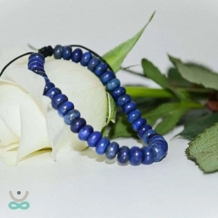 Pulsera "Percepción" en Lapislázuli – Claridad, Serenidad y Elegancia
