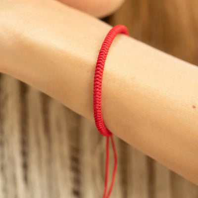 Pulsera Tibetana de la Suerte – Energía Positiva y Tradición Espiritual