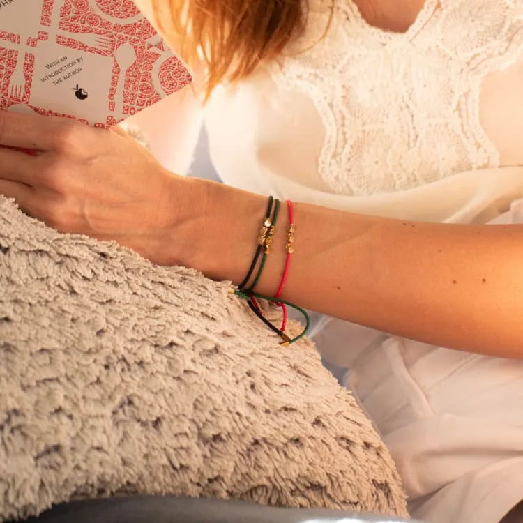 Pulsera Tibetana de la Suerte – Energía, Protección y Tradición