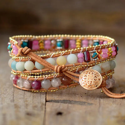 Pulsera Triple Bohemia con Corazón de Cuarzo Rosa: Amor, Amistad y Dulzura Interior
