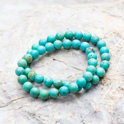 Pulsera artesanal de piedra turquesa - Belleza natural en tu muñeca