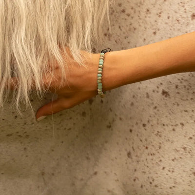 Pulsera de amazonita calmante