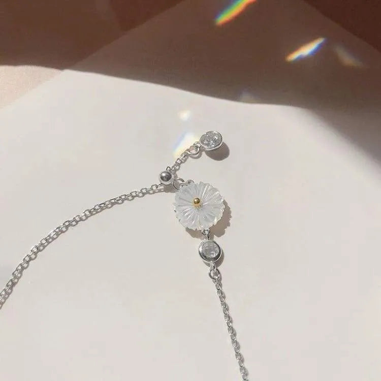 Pulsera de margaritas ajustable