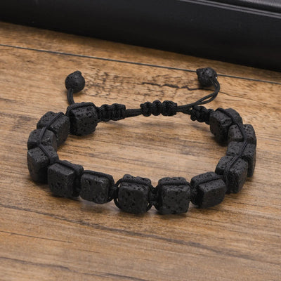 Pulsera de piedra de lava con cuadrados geométricos