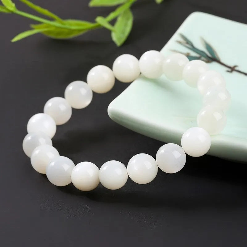 Pulsera de piedra lunar blanca con perlas energéticas