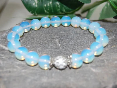 Pulsera de piedra lunar con piedra volcánica azul