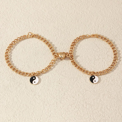 Pulsera dorada de pareja con colgante yin yang