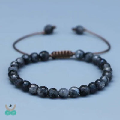 Pulsera protectora de perlas de labradorita